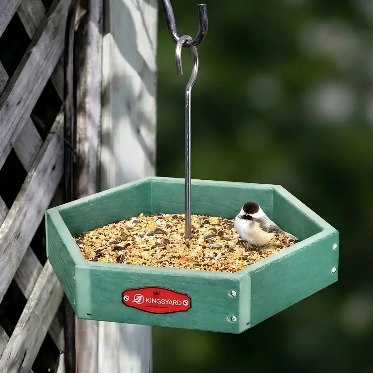 Green Kingsyard Recycled Plastic Platform Bird Feeder 1 Green Kingsyard Recycled Plastic Platform Bird Feeder 1